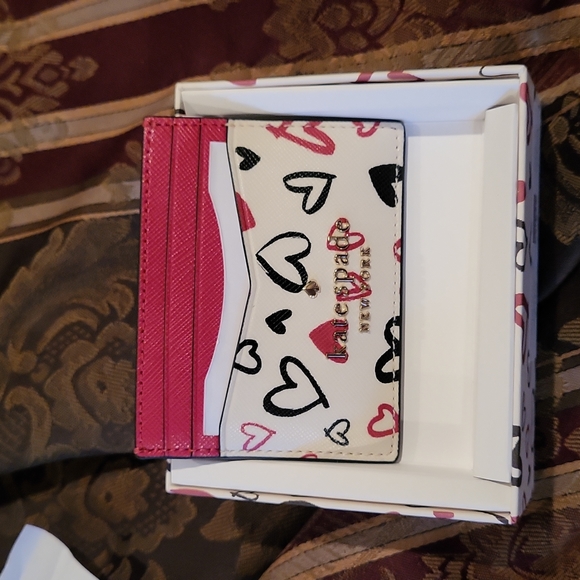 Kate spade  Firm Hp  heart leather boxed bagged tagged leather card holder ♥️ - Picture 6 of 9